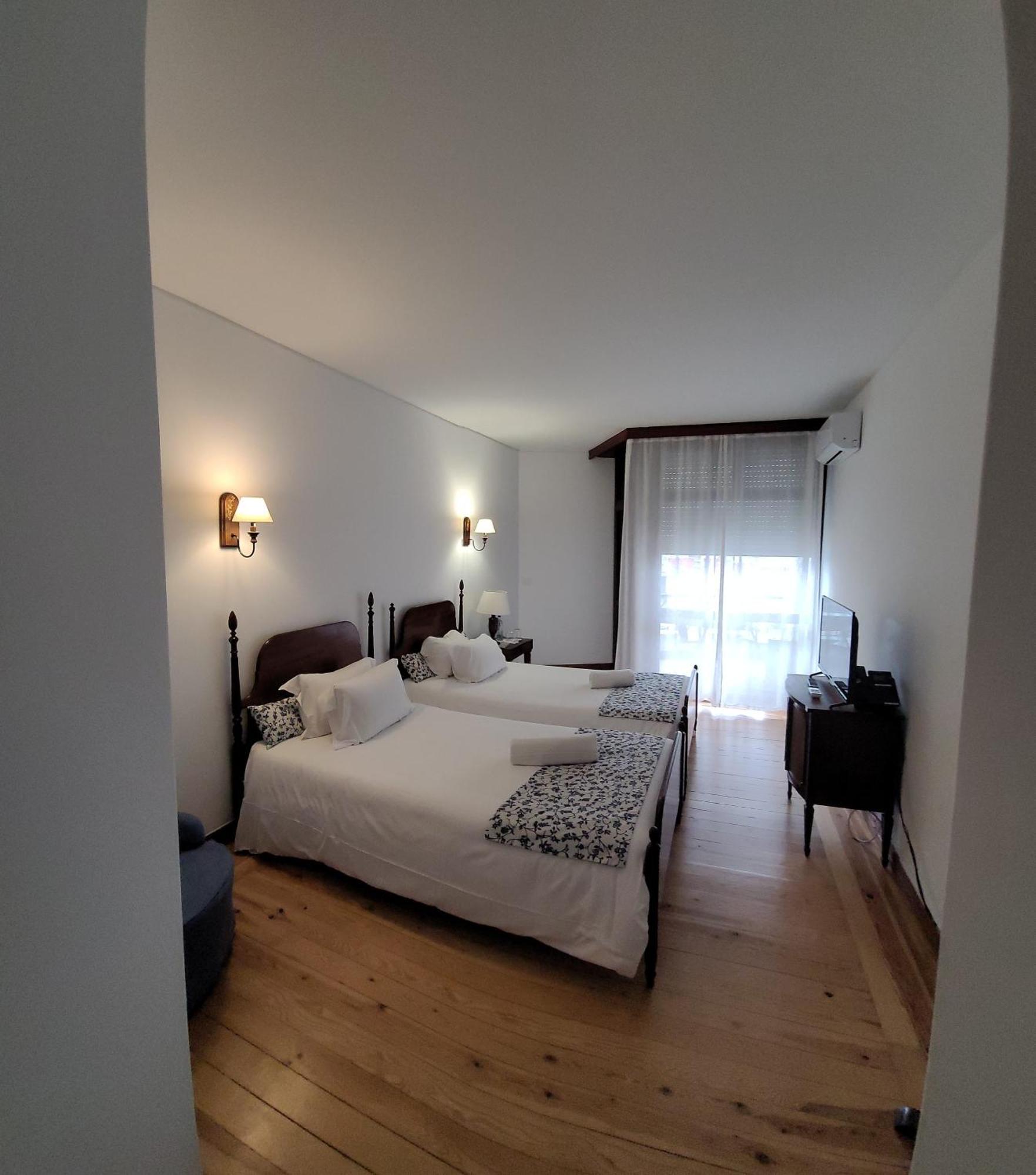 Boutique Inn & Restaurant - Casa Dos Suecos Фігейра-да-Фош Екстер'єр фото